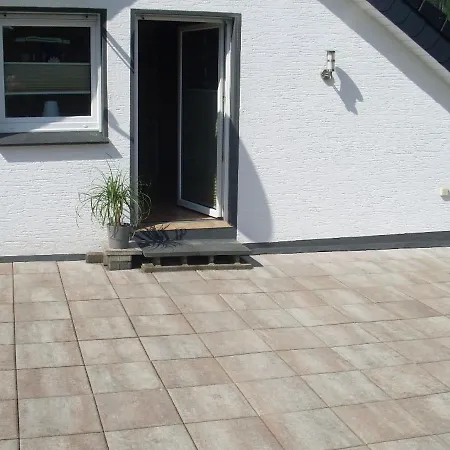 Am Waldrand Apartment *